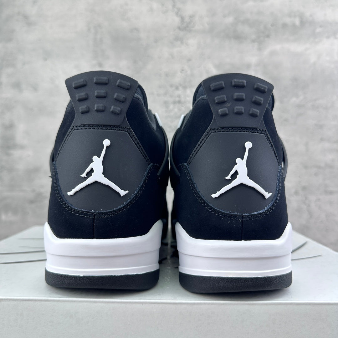 JRDN 4 "White Thunder"
