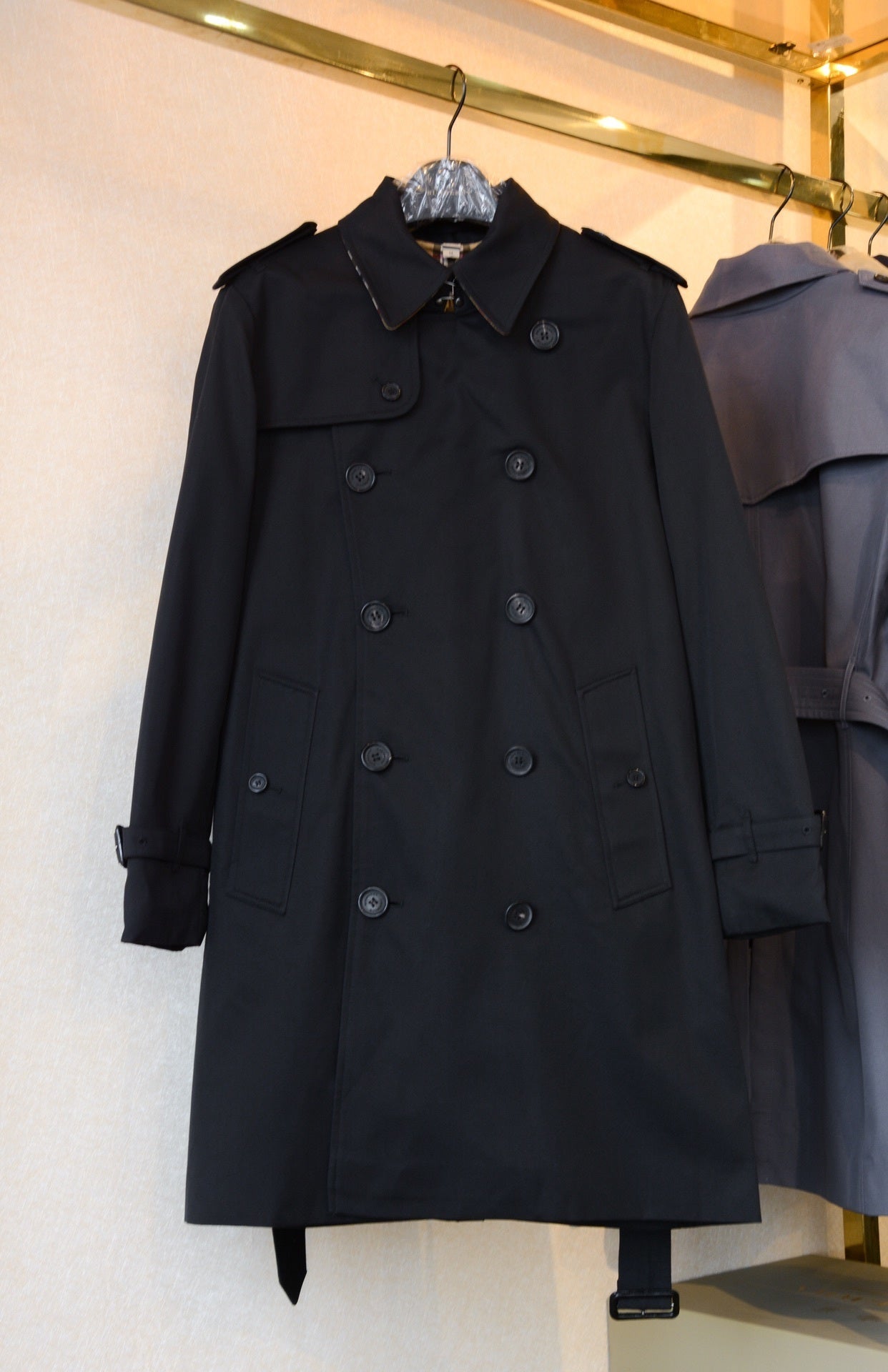 BURB*RRY “KENSINGTON” TRENCH COAT