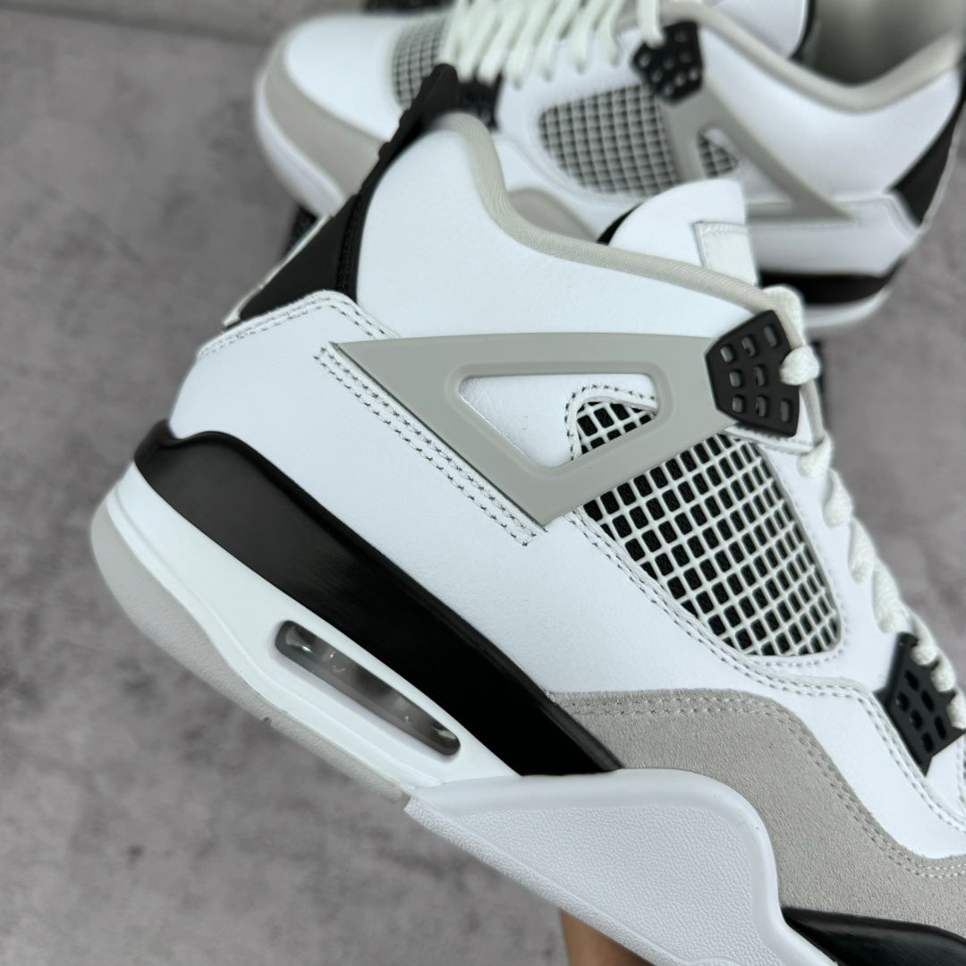 JRDN 4 Retro "Military Black"