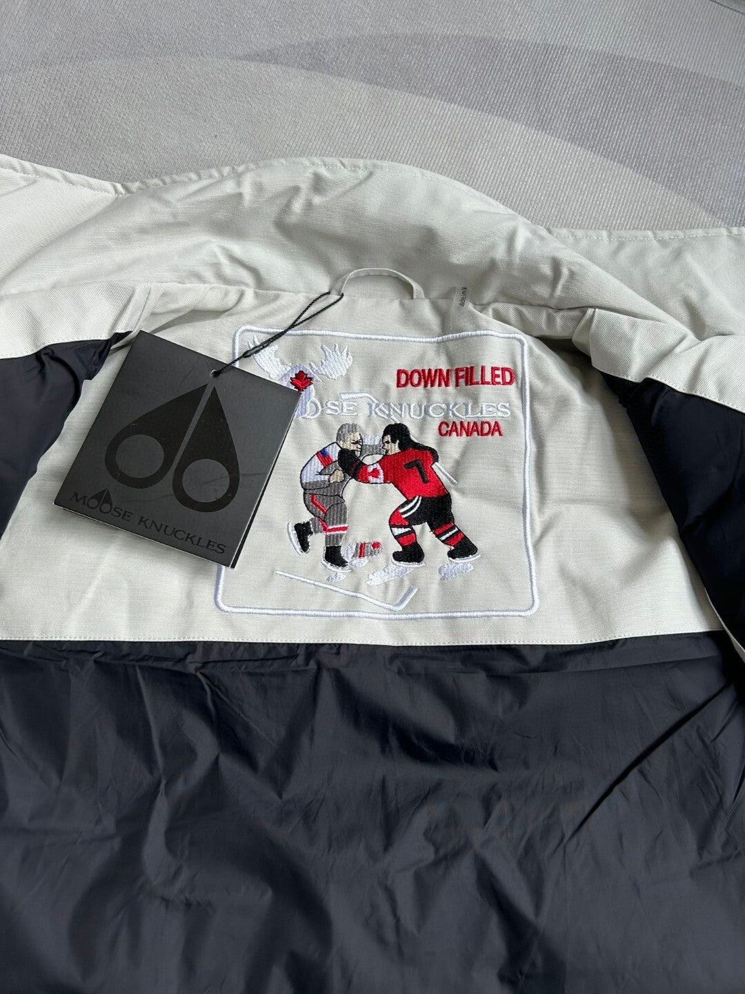 MO*SE KN*CKLES "Montreal" VEST - White