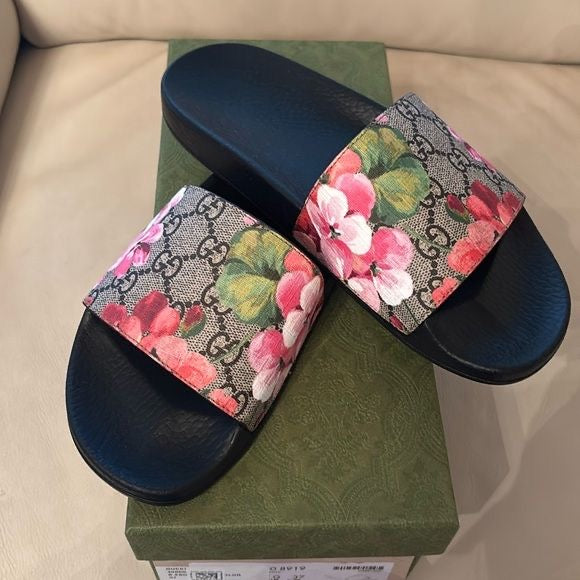 GU*CI SLIDES "Blossom"
