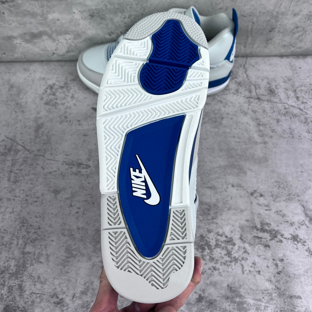 JRDN 4 Retro “Military Blue”