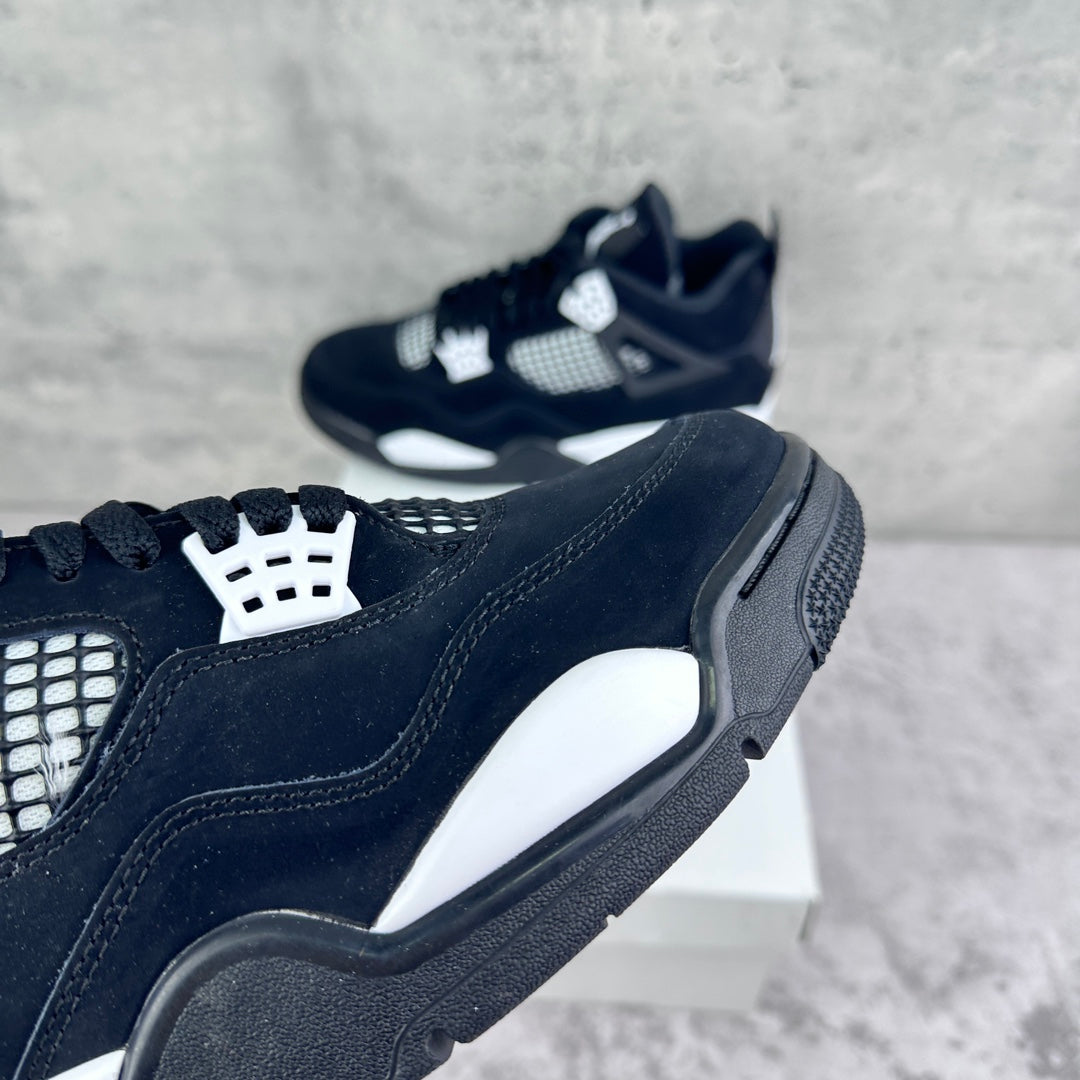 JRDN 4 "White Thunder"