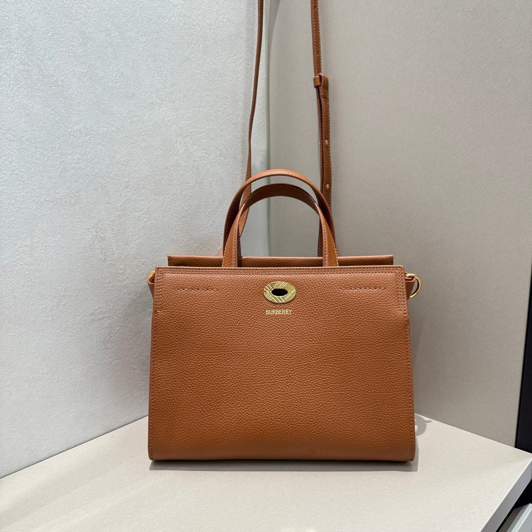 BURB*RRY  "Cotswolds Tote" Hazel