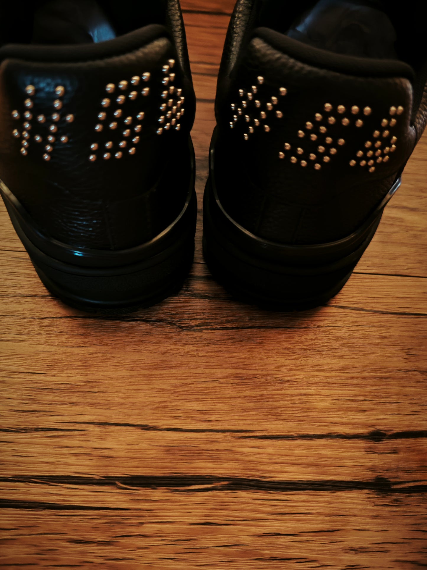 L*V TRAINER "BLACK DIAMOND"