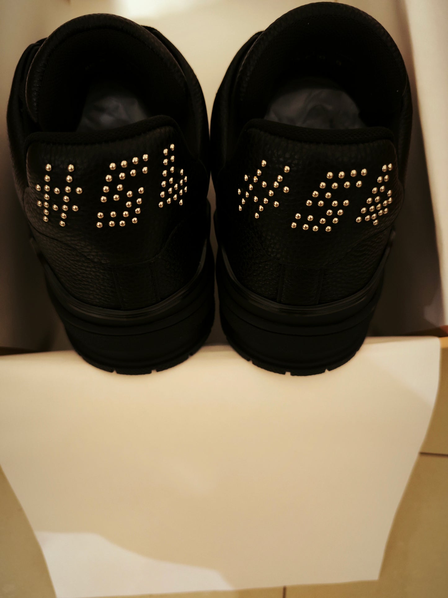 L*V TRAINER "BLACK DIAMOND"