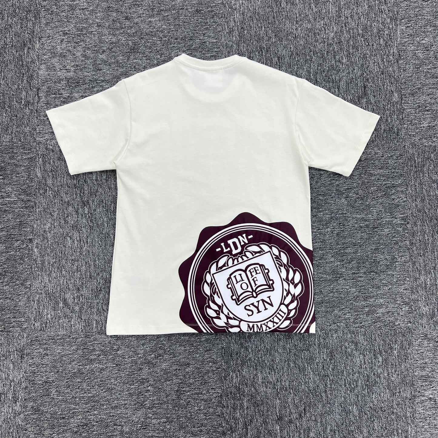 SY*A Tee "BURGUNDY CREME"