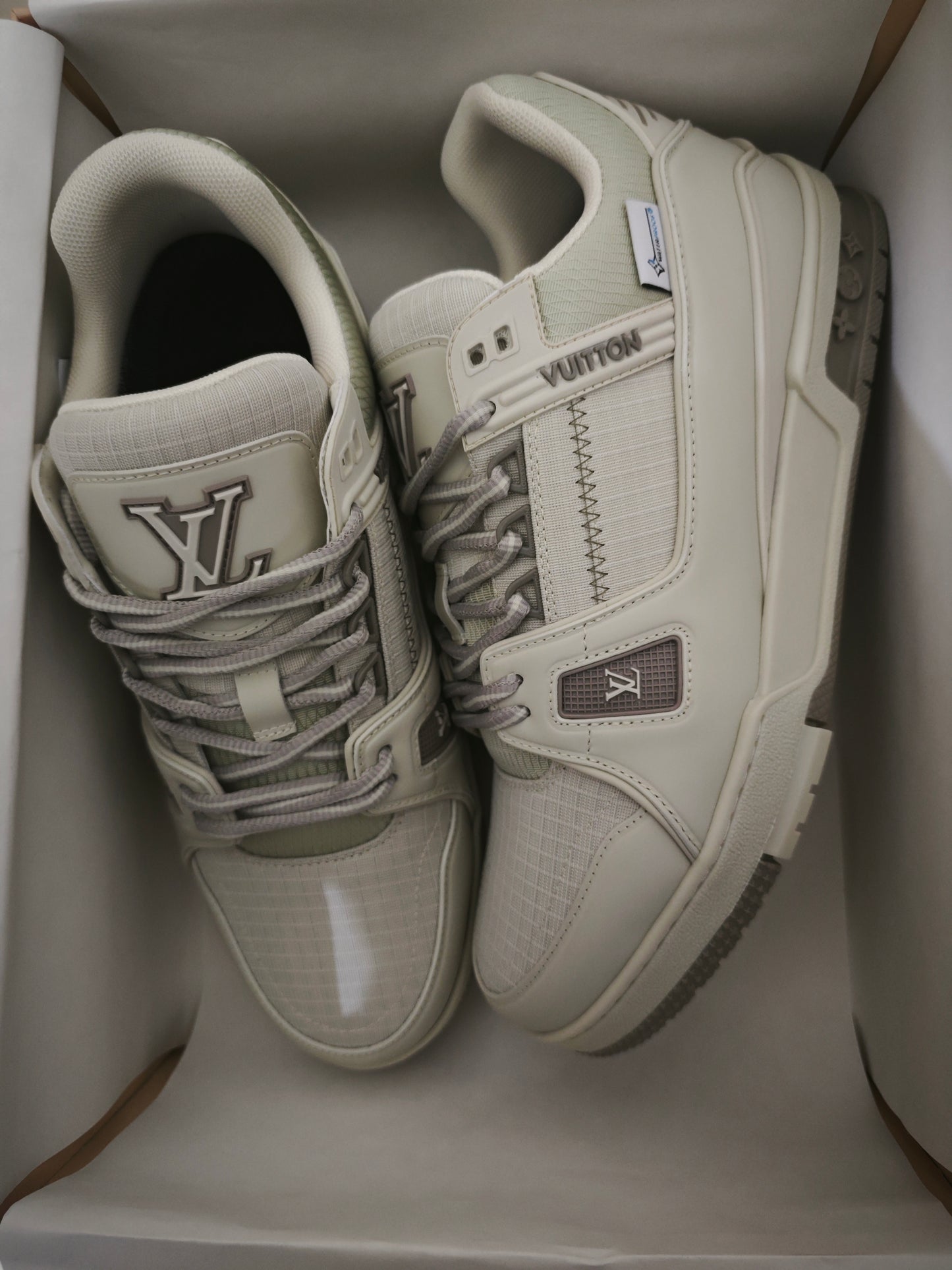 L*V TRAINER "WHITE BEIGE"