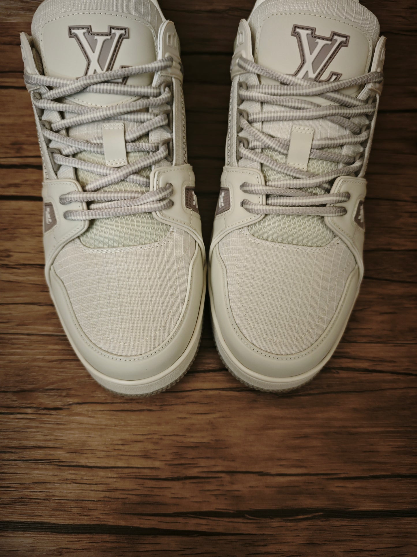 L*V TRAINER "WHITE BEIGE"