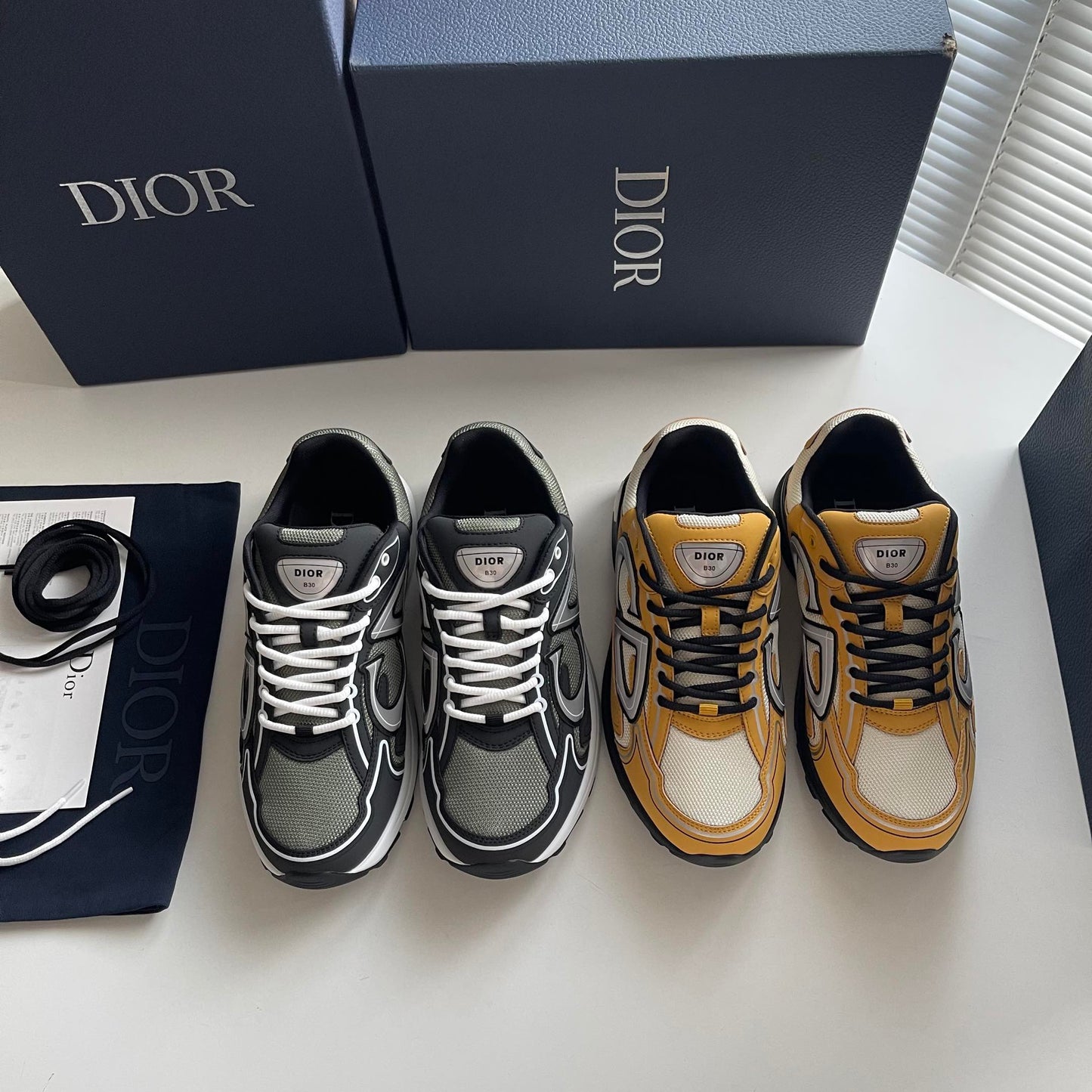 DI*R B30 "Black & Yellow"