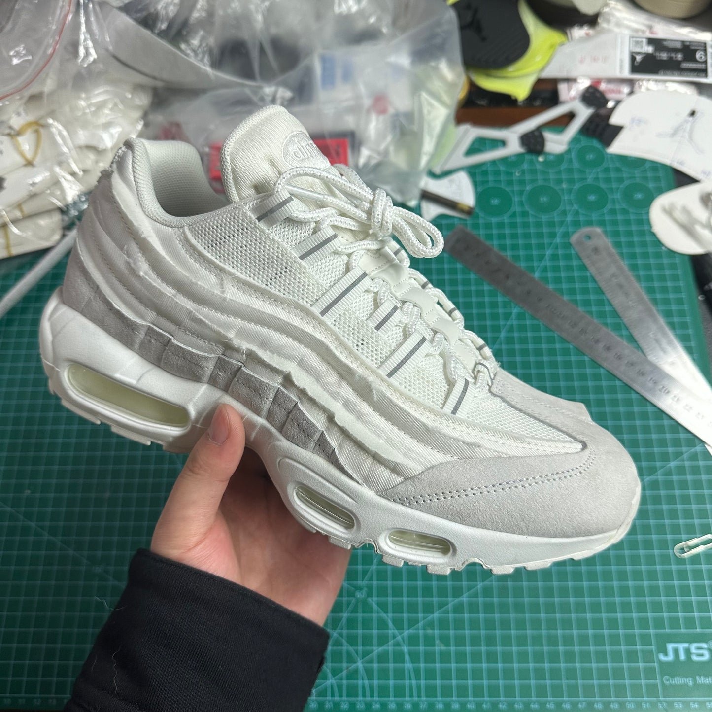 AIRM*X 95 "CDG WHITE"