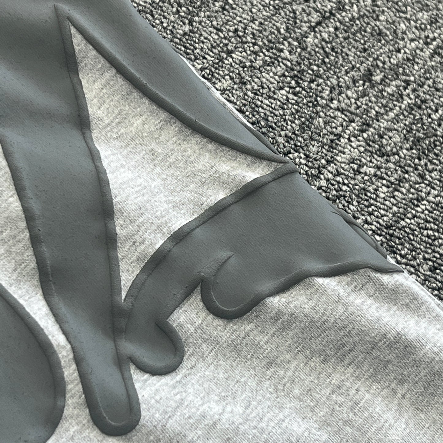 SY*A SET "GREY"