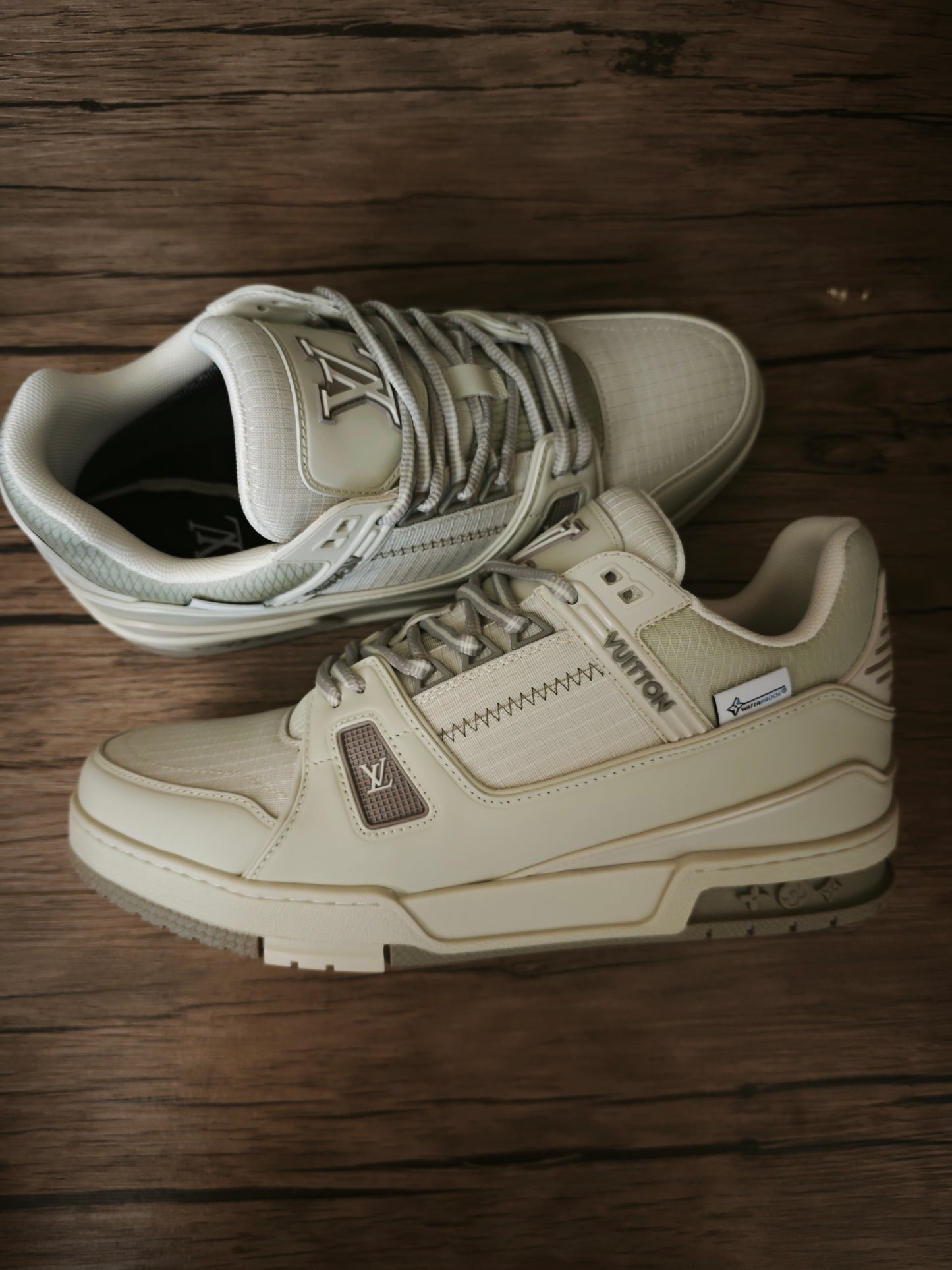 L*V TRAINER "WHITE BEIGE"