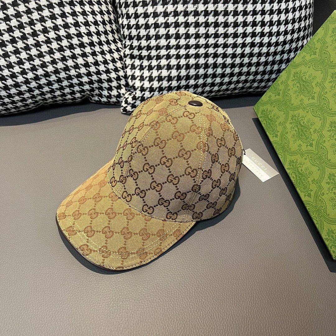 GU*CI CAP "GG STRAW"