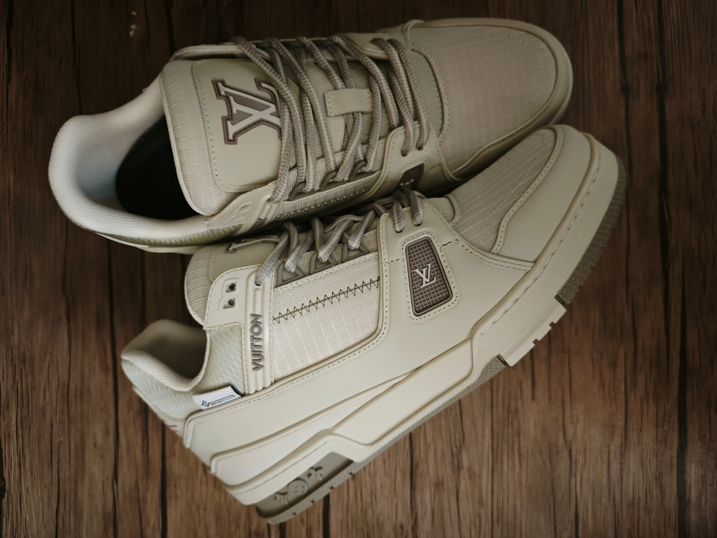 L*V TRAINER "WHITE BEIGE"
