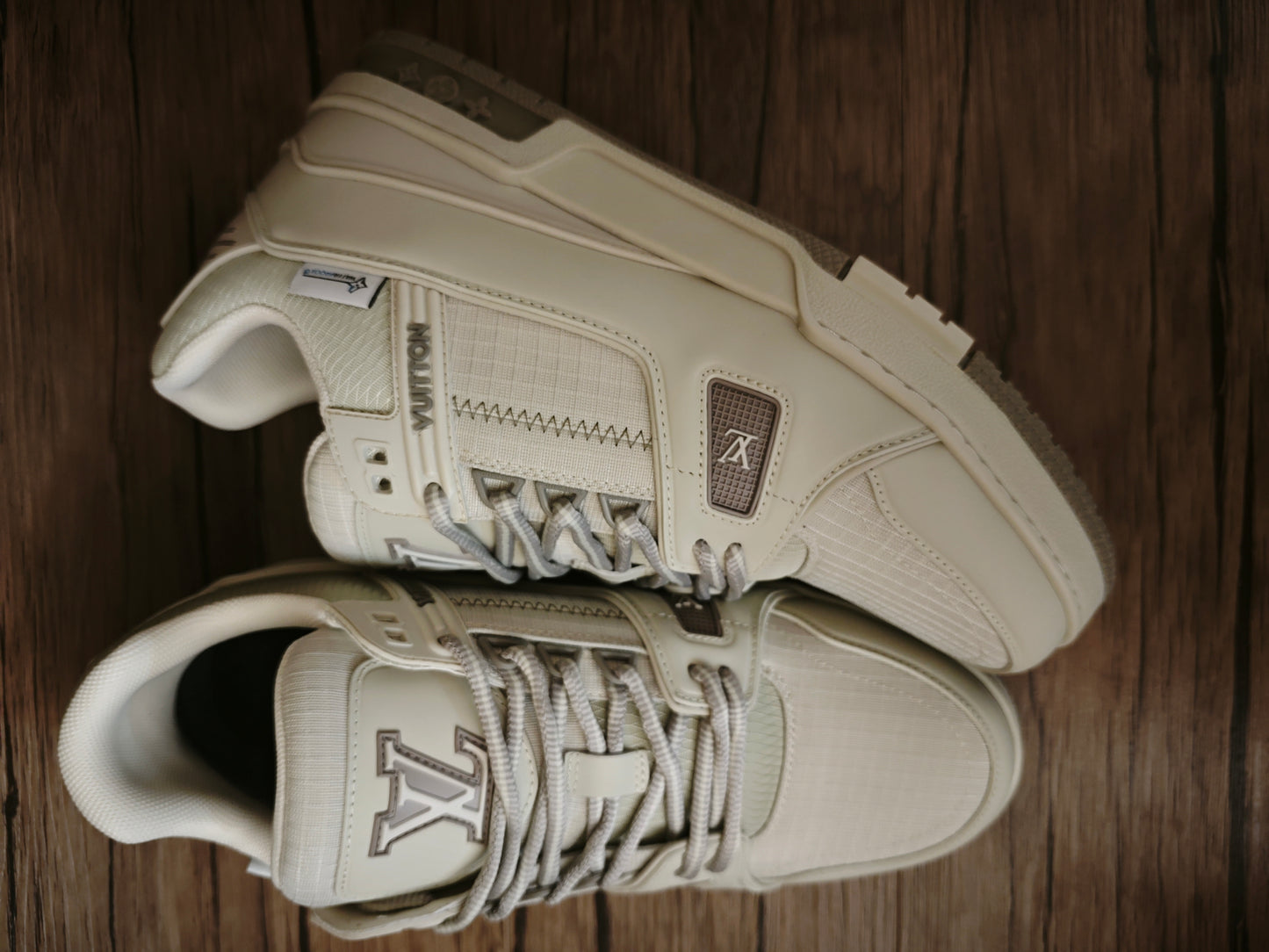L*V TRAINER "WHITE BEIGE"