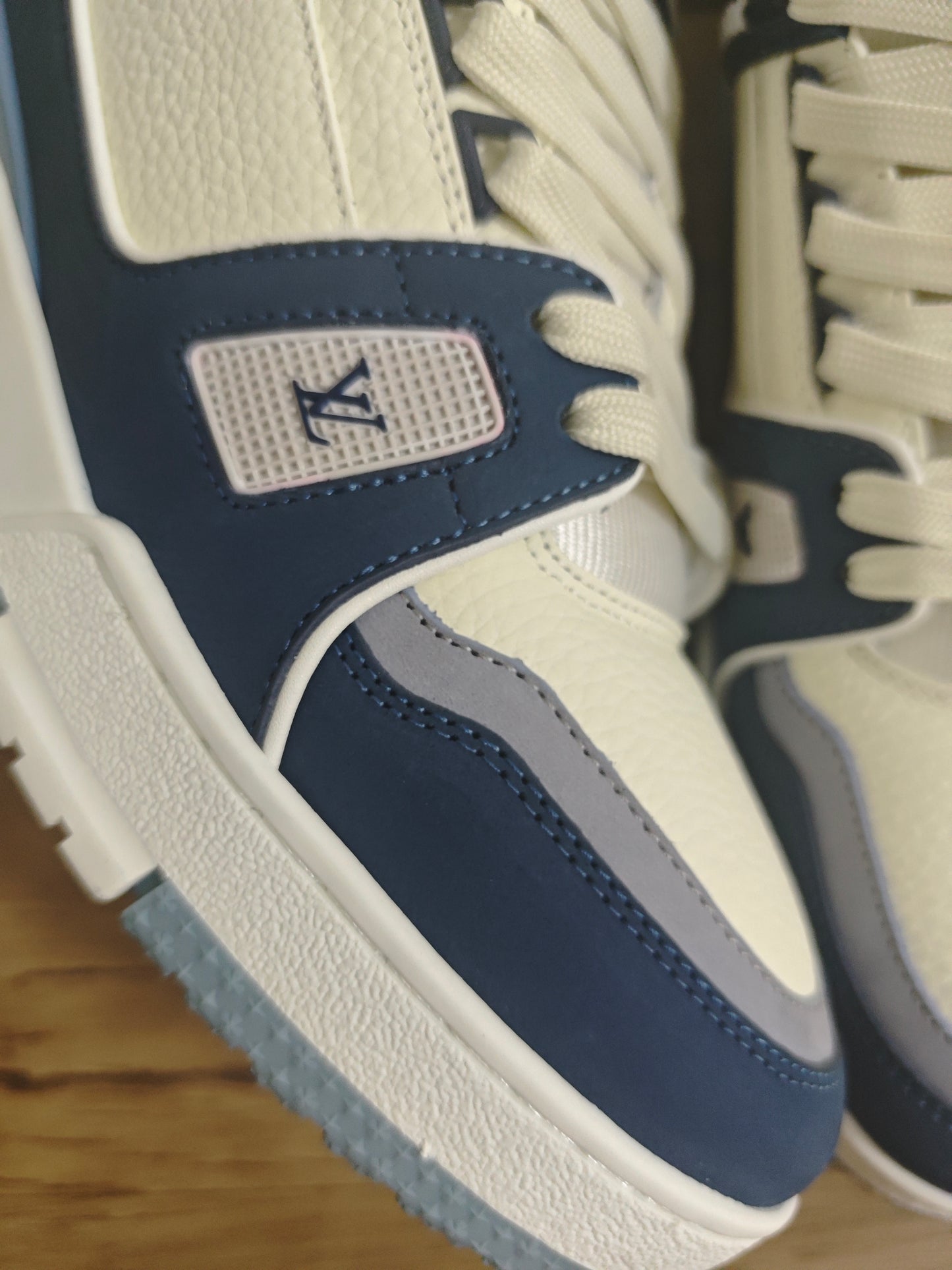 L*V TRAINER "BLUE"