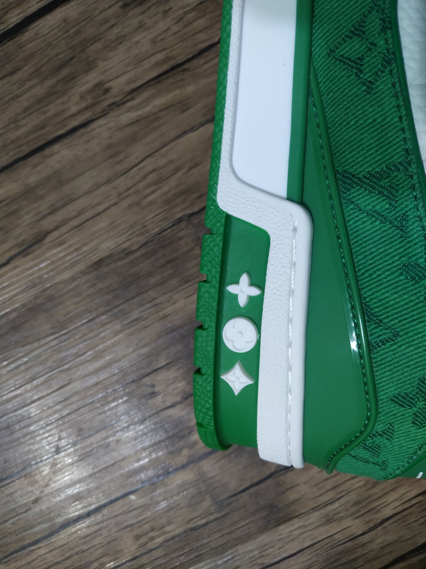 L*V TRAINER "GREEN"