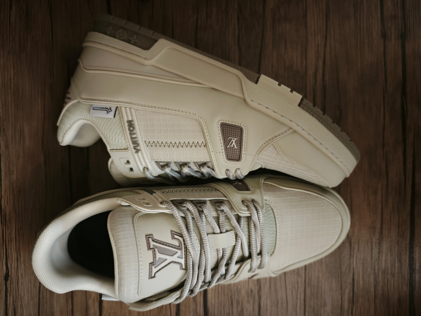 L*V TRAINER "WHITE BEIGE"
