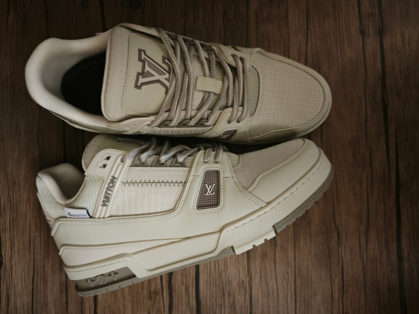 L*V TRAINER "WHITE BEIGE"