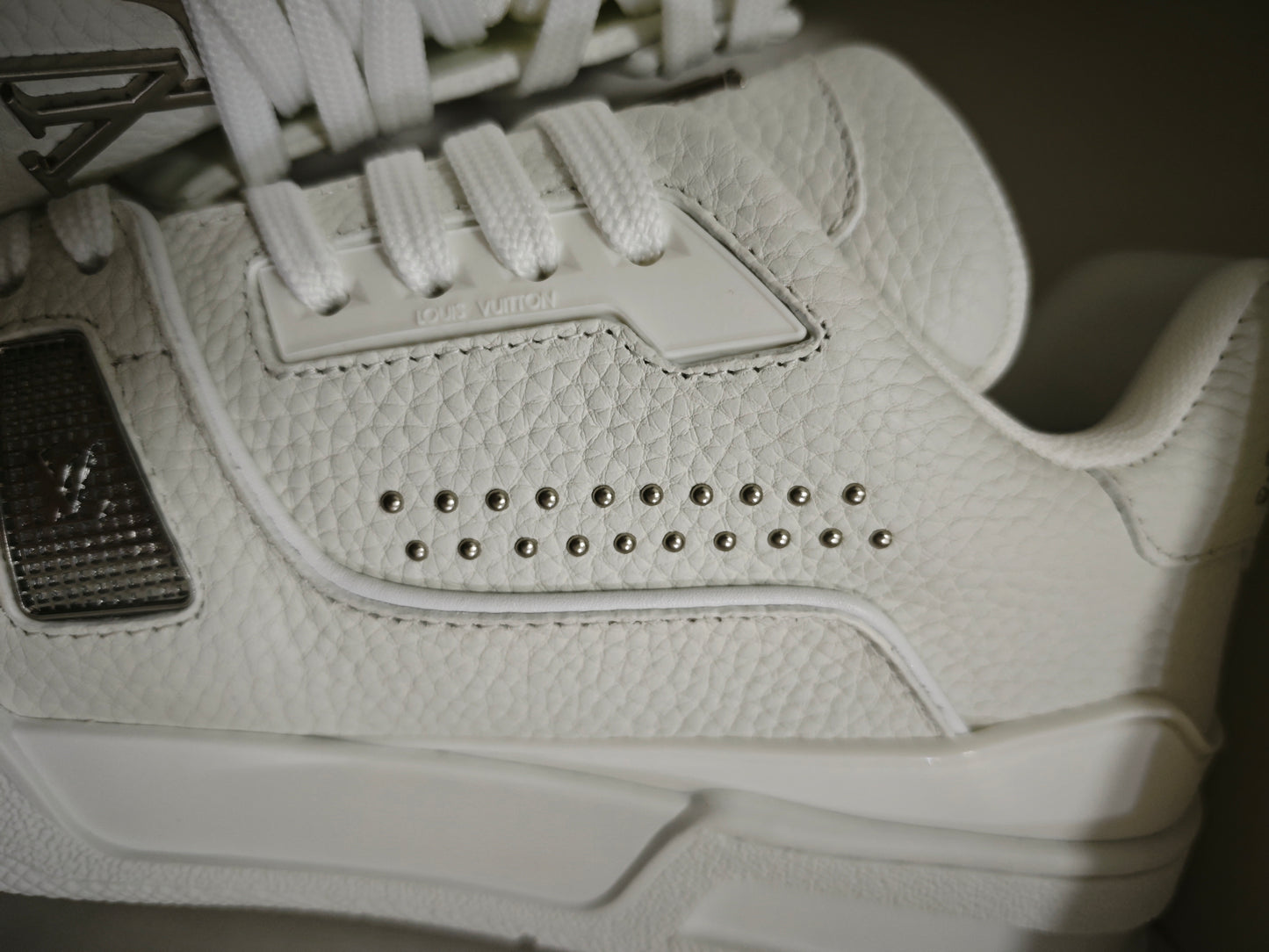 L*V TRAINER "WHITE GRAY"