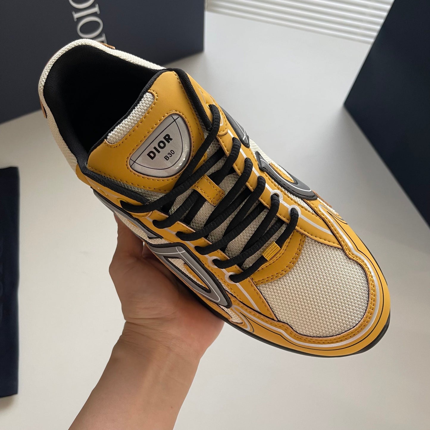 DI*R B30 "Black & Yellow"