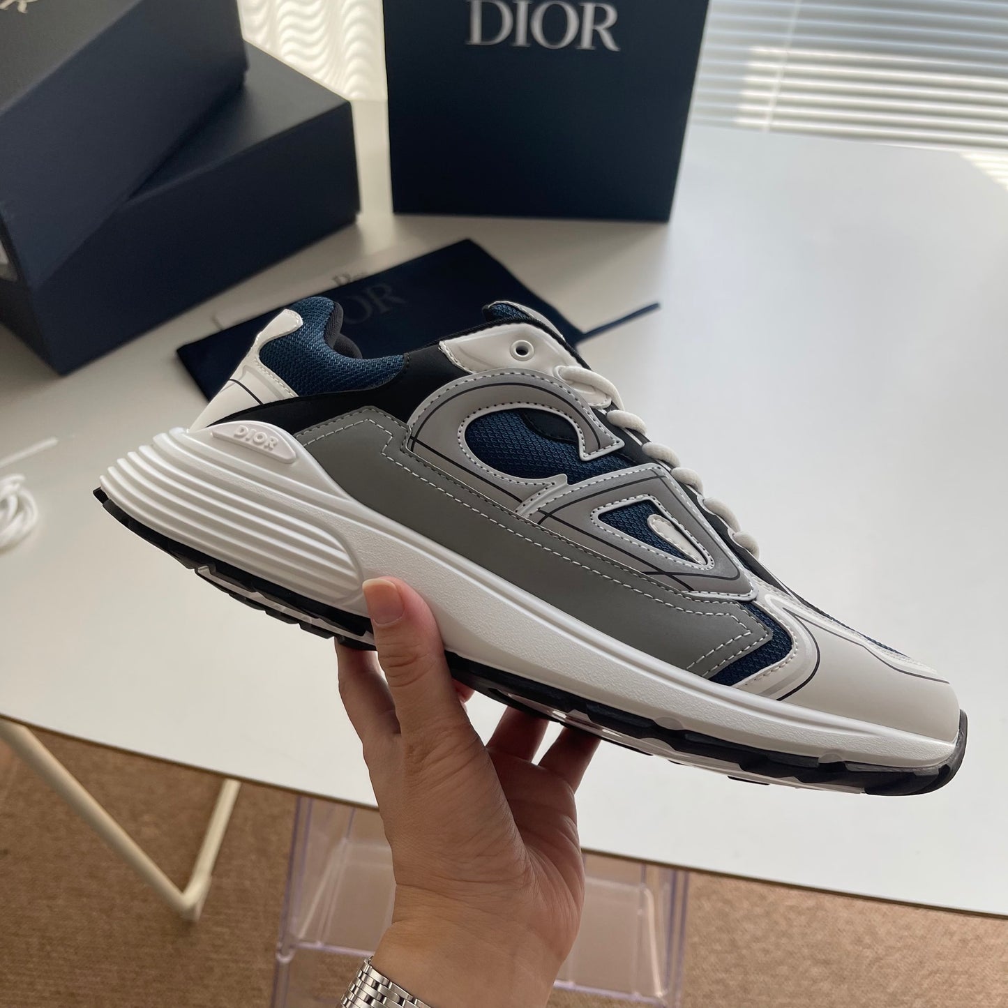 DI*R B30 "Racks"