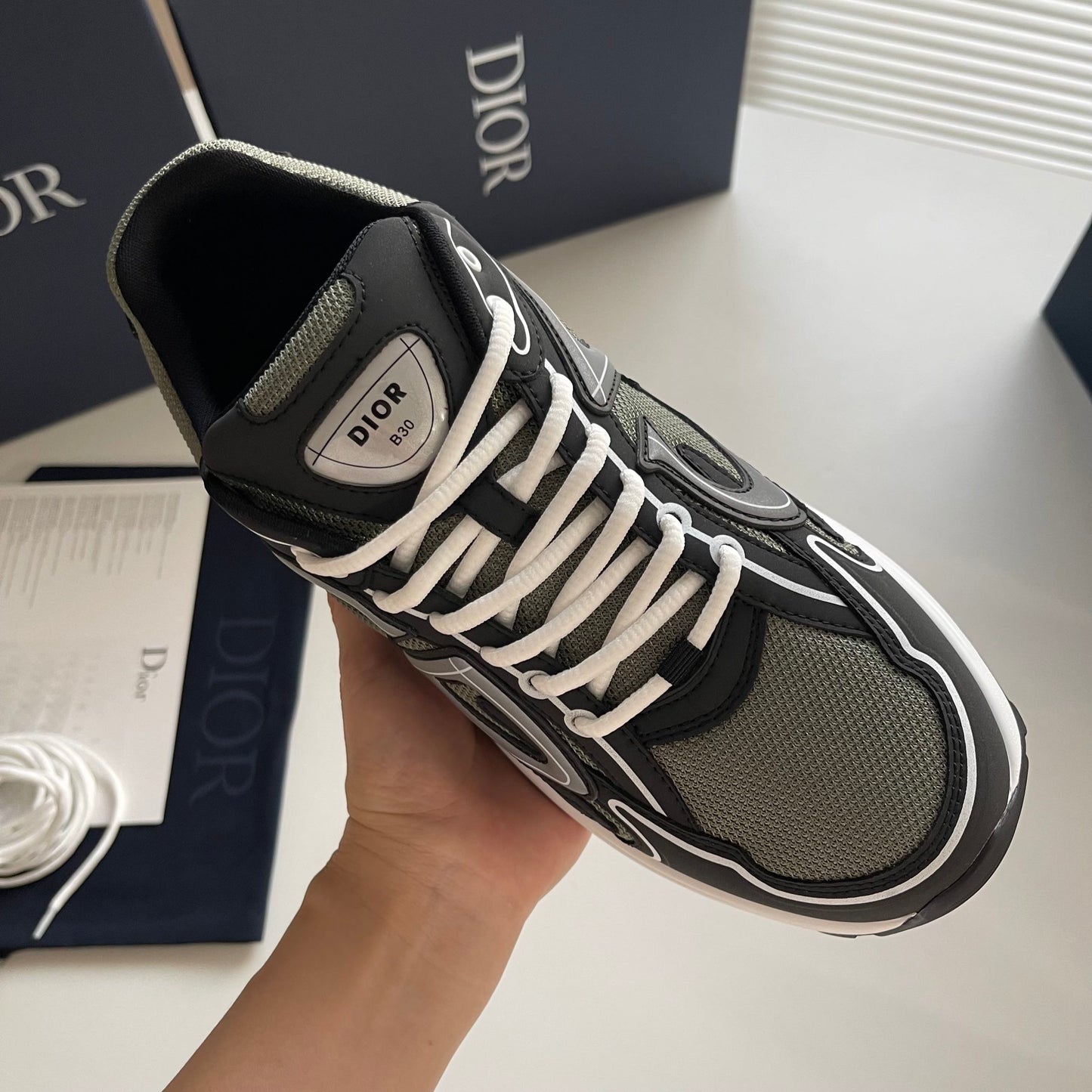 DI*R B30 "Limbo"