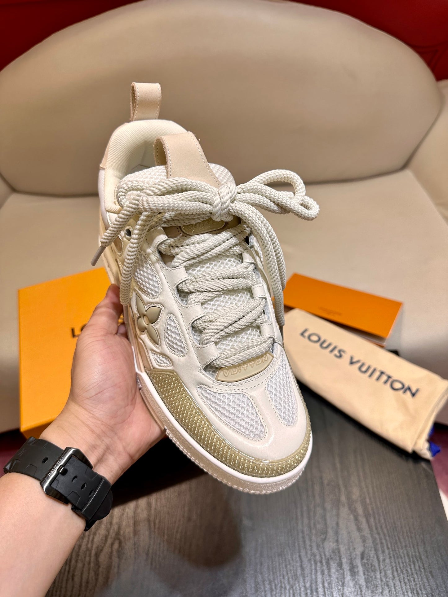 L*V SKATE "WHITE BEIGE"