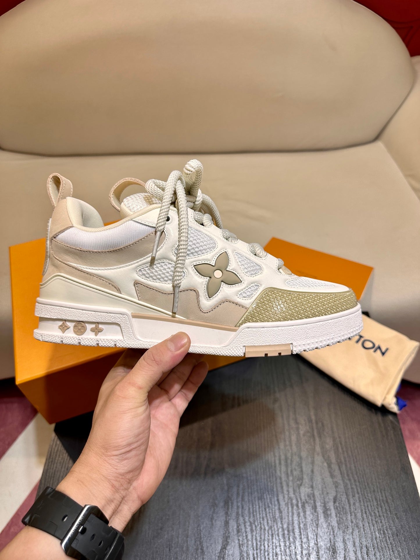 L*V SKATE "WHITE BEIGE"