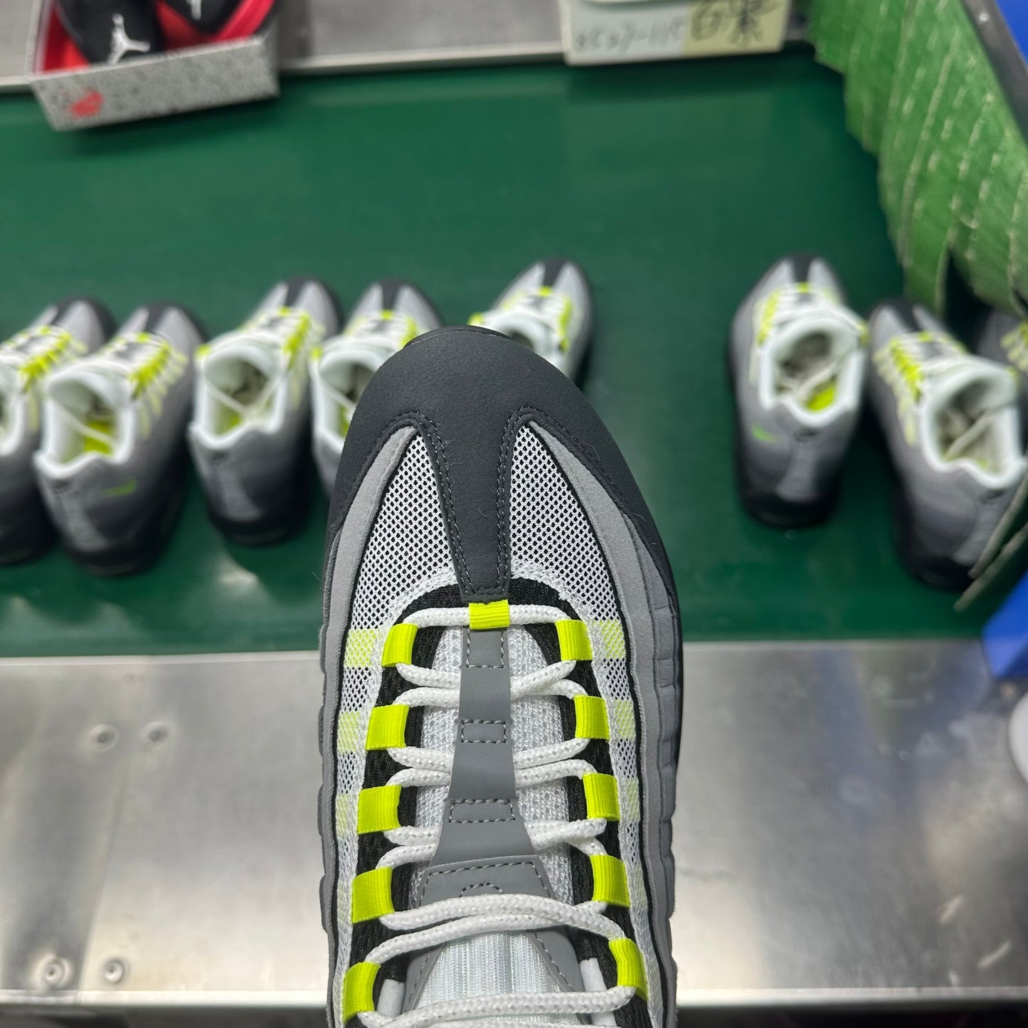 AIRM*X 95 "OG NEON"