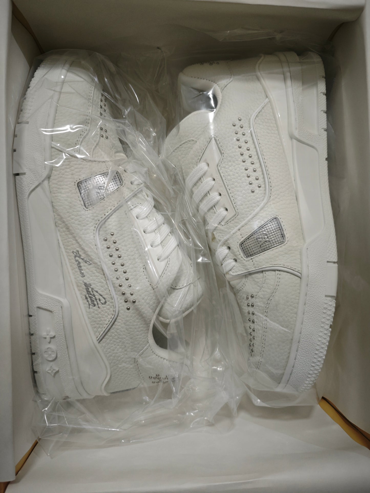 L*V TRAINER "WHITE GRAY"