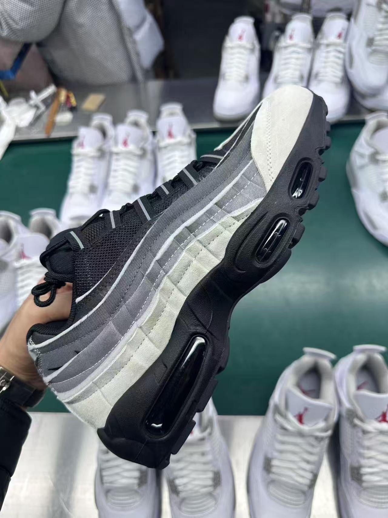 AIRM*X 95 "CDG BLACK & WHITE"