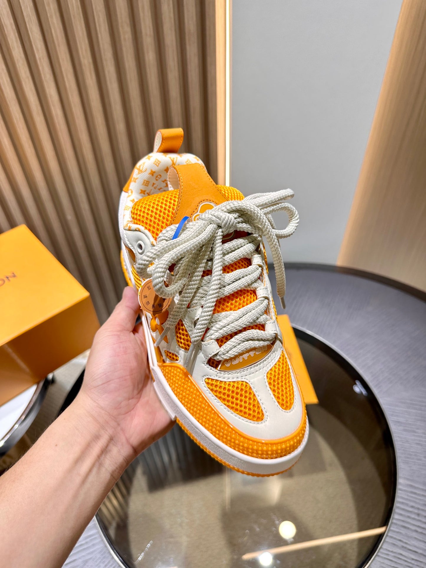 L*V SKATE "WHITE ORANGE"