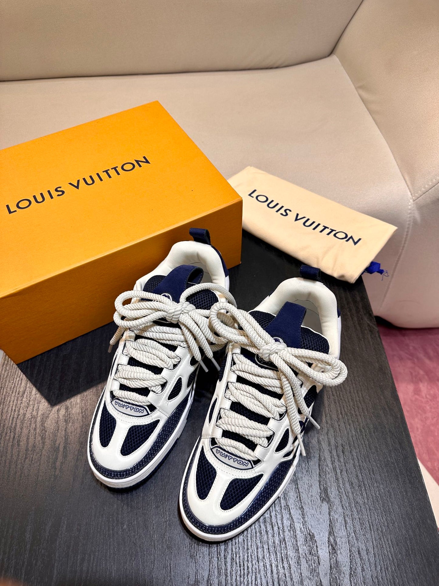 L*V SKATE "WHITE BLUE"