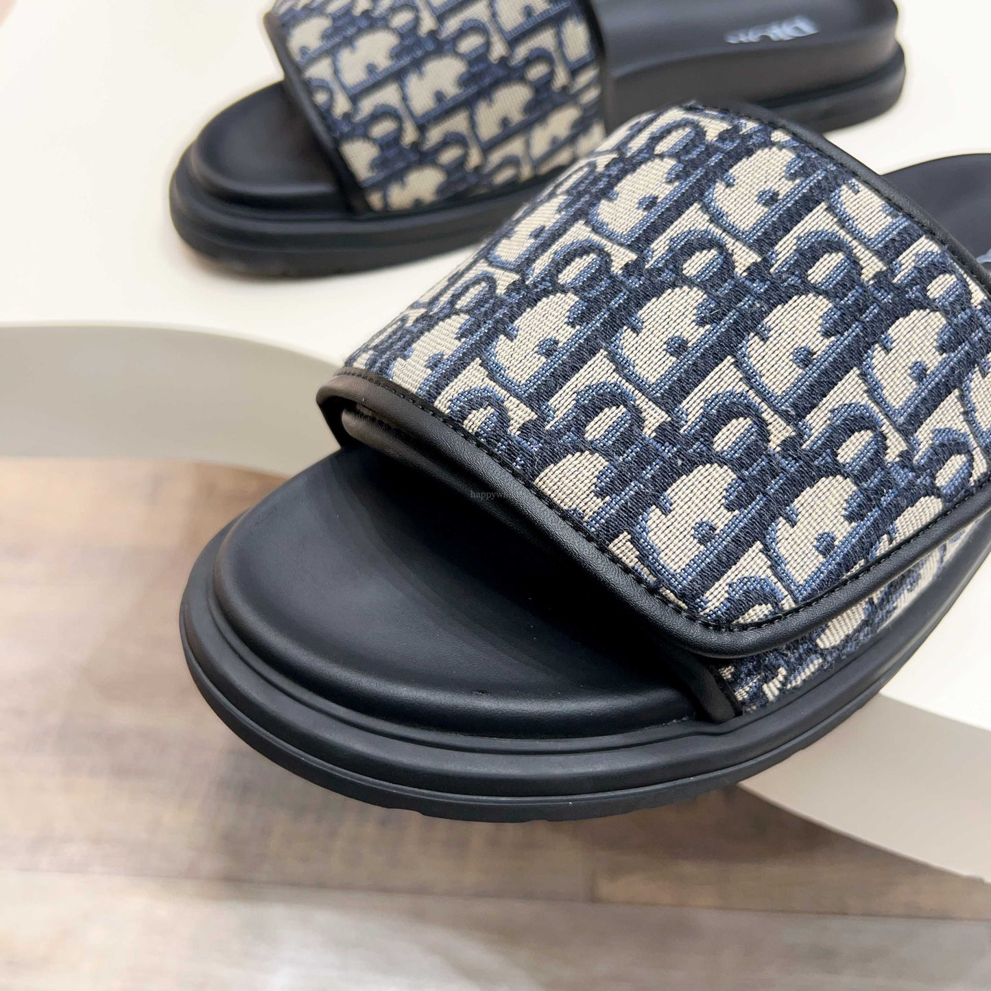 D*OR AQUA SLIDES "Beige & Black"