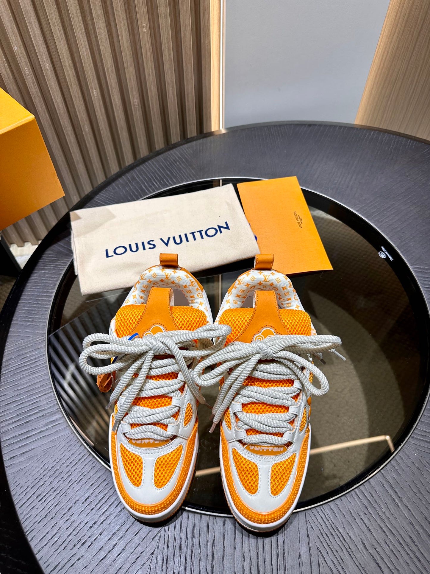 L*V SKATE "WHITE ORANGE"