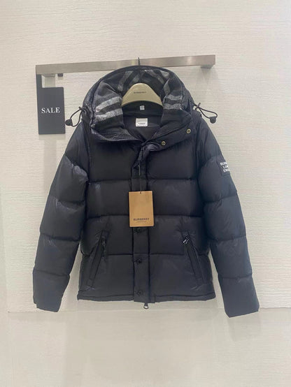 BURB*RRY "HOODED PUFFER" Black