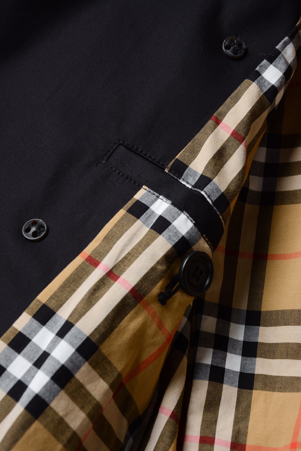 BURB*RRY “KENSINGTON” TRENCH COAT