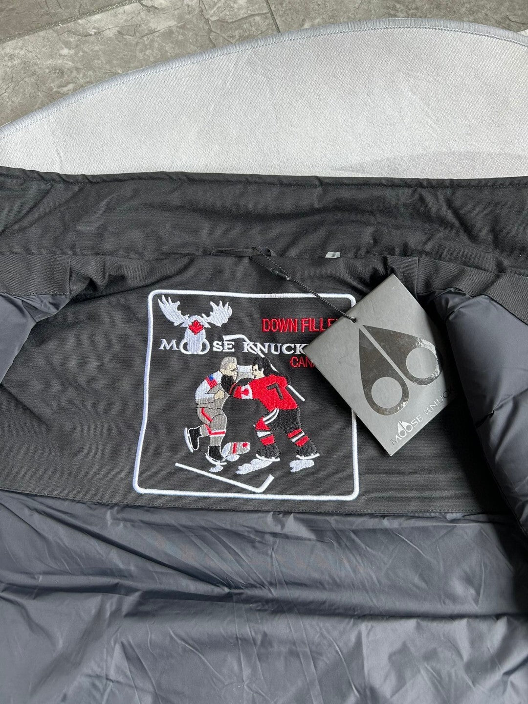 MO*SE KN*CKLES "Montreal" VEST - Black