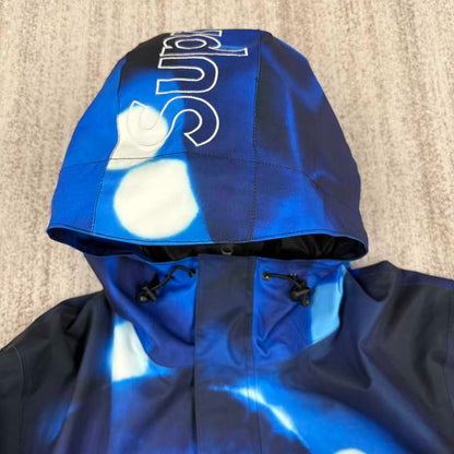 SUPR*ME "Nas and DMX" GORE-TEX Shell Jacket