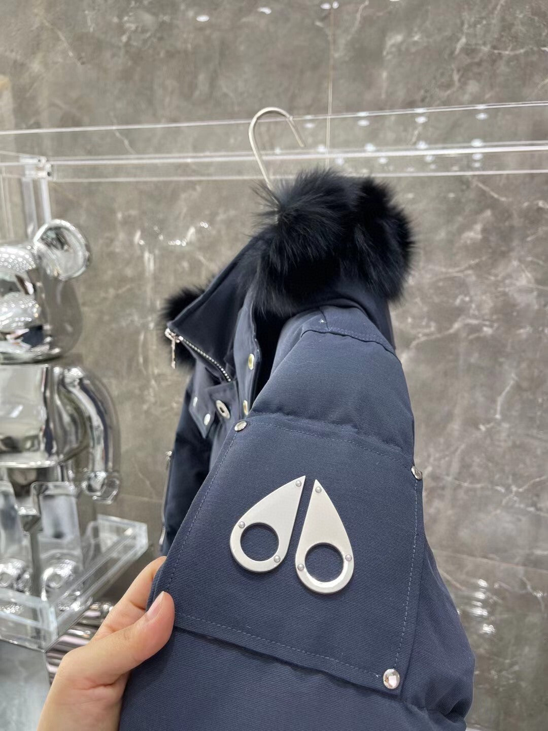 MO*SE KN*CKLES "Q3" PUFFER - Navy