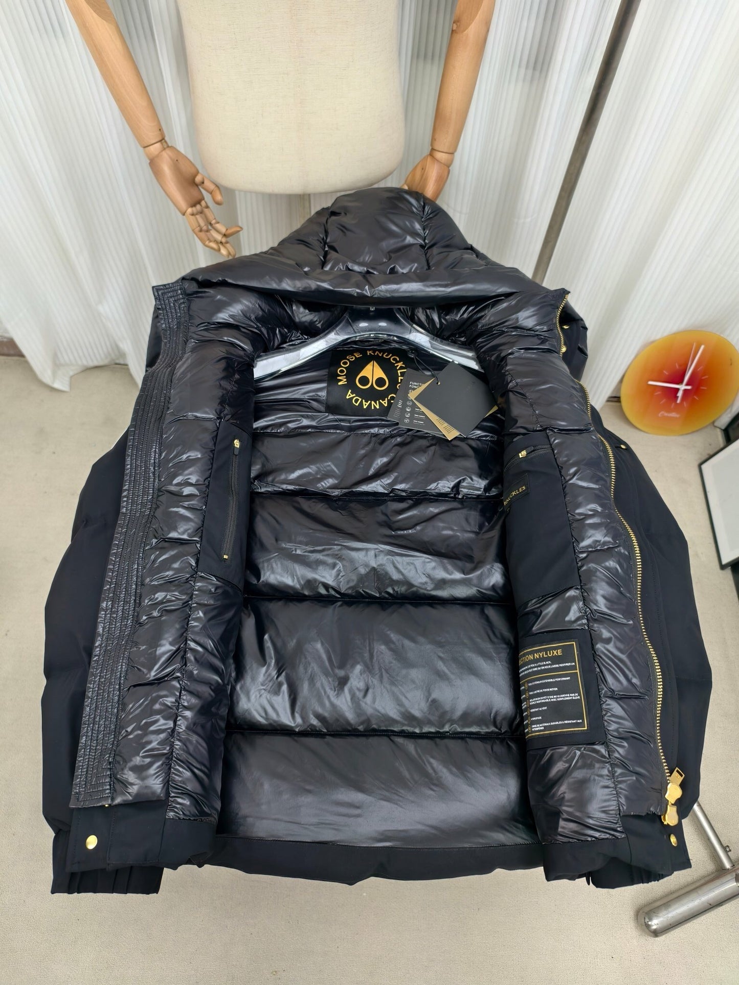 MO*SE KN*CKLES "Suthep" PUFFER