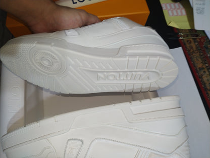 L*V TRAINER "WHITE"