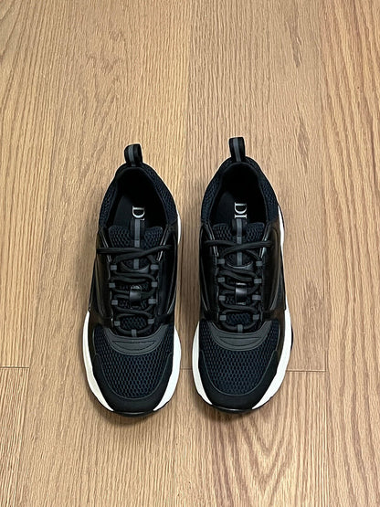 D*or B22 Black & White
