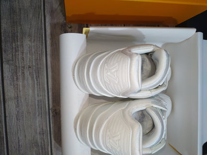 L*V TRAINER "WHITE"