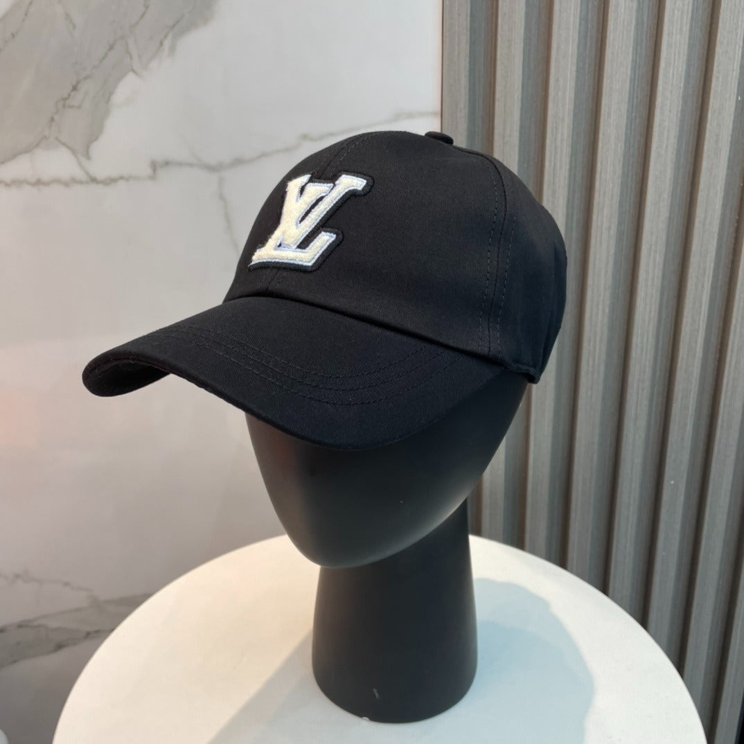 L*V CAP Signature S00 "Black"