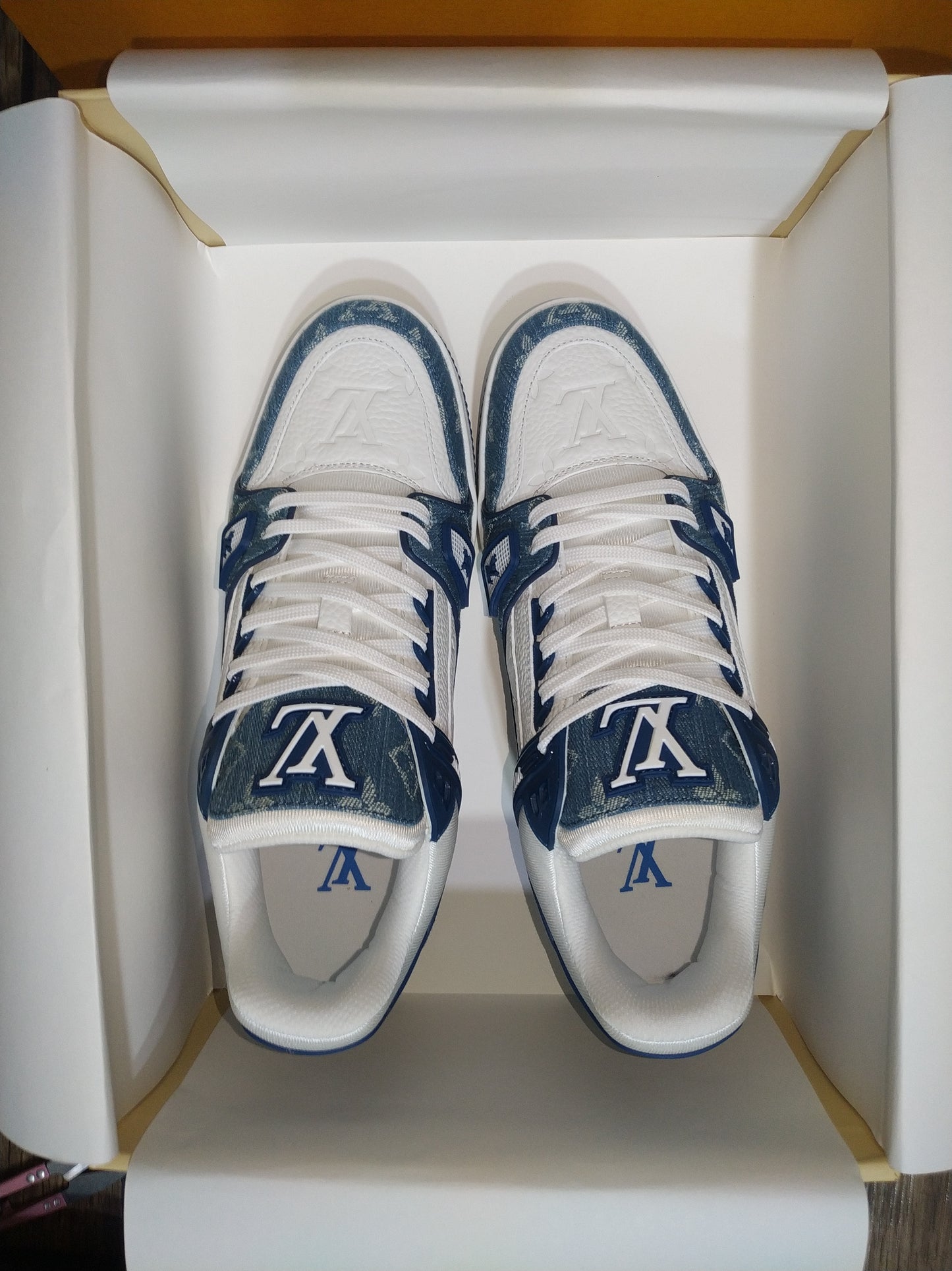 L*V TRAINER "BLUE DENIM"