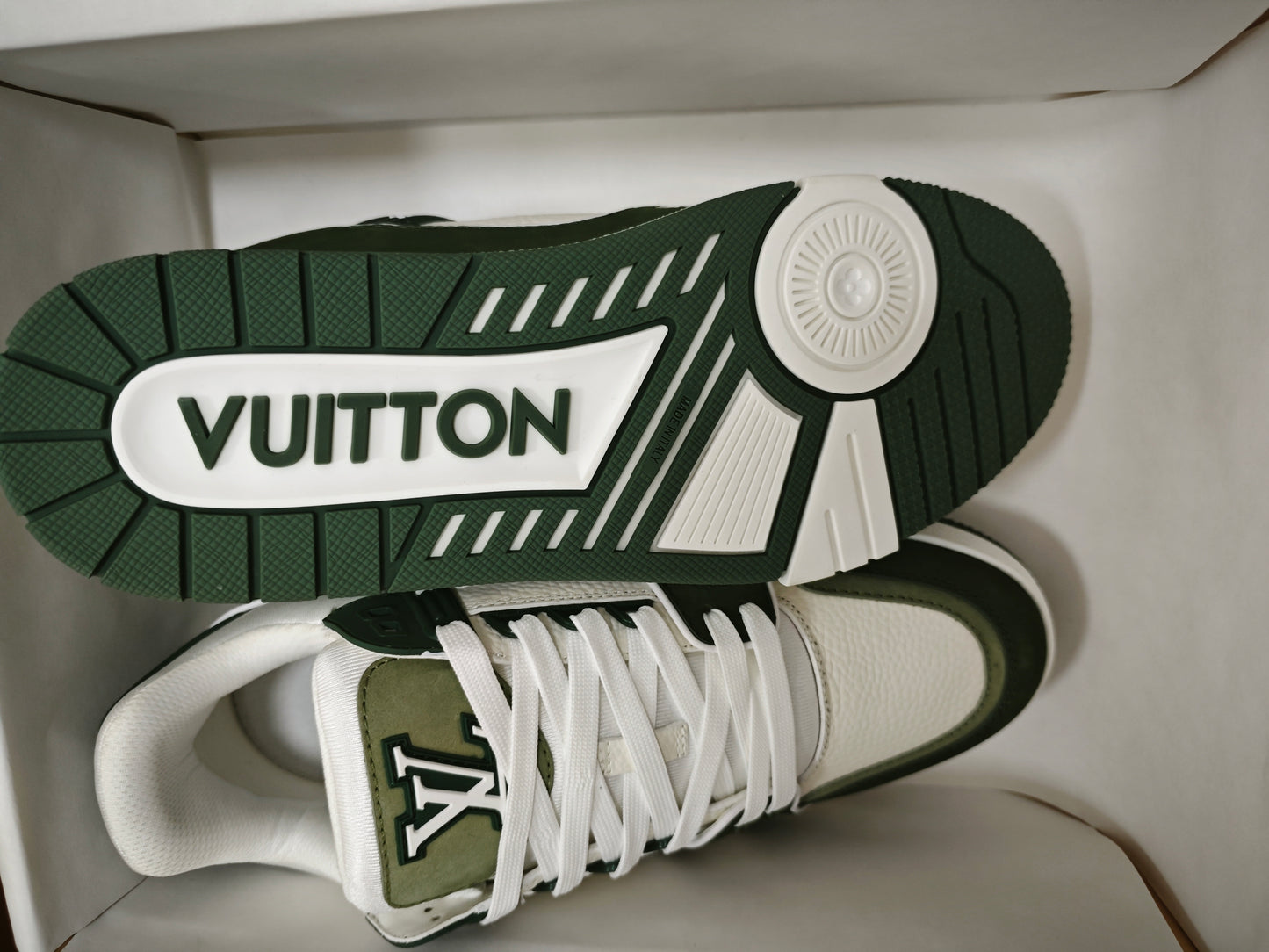 L*V TRAINER "MILITARY GREEN"