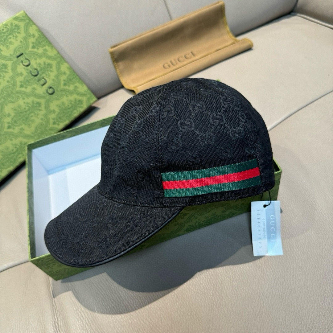 GU*CI CAP "GG CANVAS BLACK"